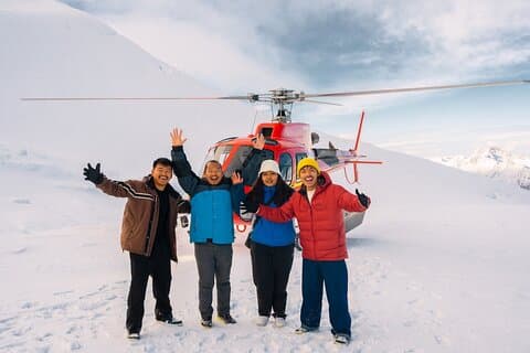 Glenorchy Snow Landing Helicopter Flight 30mins