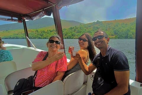 Tour in Douro Valley, Full-day, Private, Lunch, Boat, Wines.
