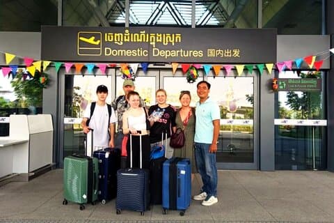Transfer fra Techo International Airport med bil eller minivan