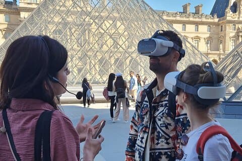 Viality Tour: Cross the centuries at the Louvre in VR
