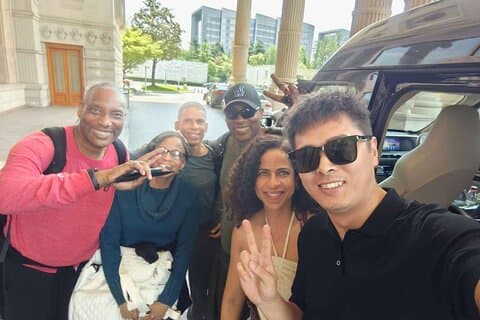 Hongkong Airport Transfer to HK downtown: Private, Meet & Greet
