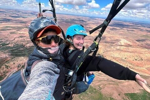 Skärmflygning och fyrhjuling i Agafay Desert Marrakech Spänning