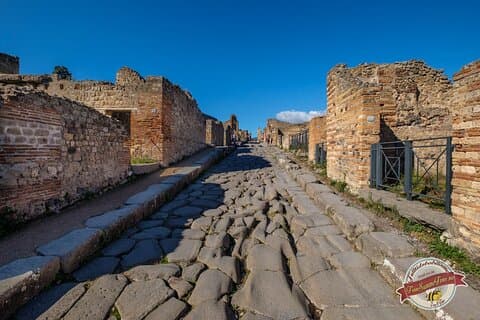 Bustour naar Pompeii