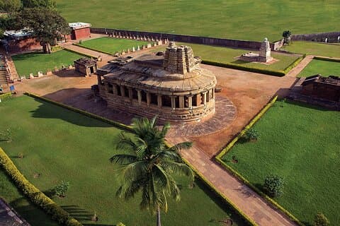 Hampi/Chitradurga/Badami/Aihole/Pattadkal da Bangalore in 3 giorni