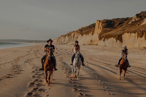 Horseback ridning i sanddynerne i Praia do Meco | LITS Horses
