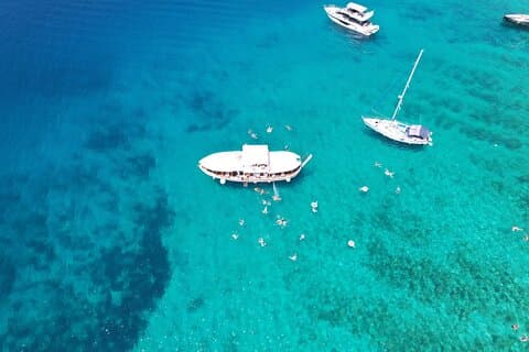 Tour in barca di un'intera giornata, Laguna Blu e Solta con pranzo e bevande