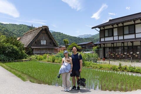 GUIDA PARLANTE Inglese - Tour privato di mezza giornata a Shirakawago