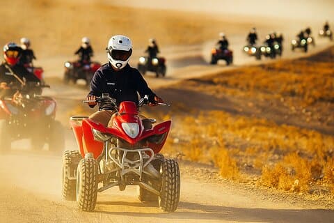 Marrakech : quad nel deserto di agafay con giro in cammello e cena spettacolo