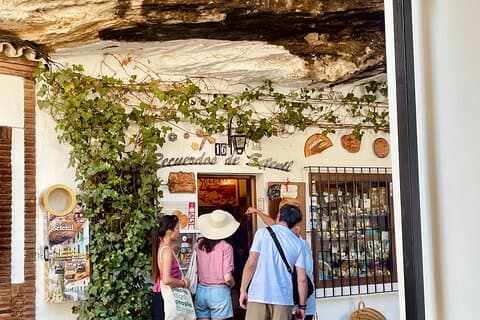 Tagesausflug von Sevilla zu den Weißen Dörfern und nach Ronda / Kleine Gruppen