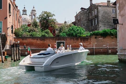 Venezia: esplora Venezia in barca elettrica