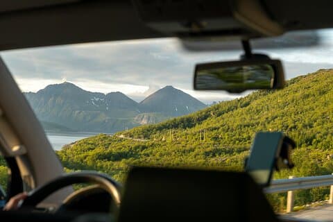 Oslo Private Airport-Hotel Transfer & Sightseeing up to 13 guests