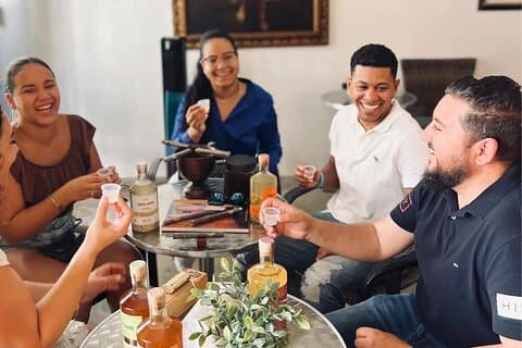 コズメルのテキーラ、メスカル、エスパドリーユ