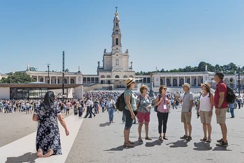 Tour religioso de Fátima y Coímbra: Excursión privada de un día desde Lisboa