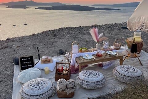 Aesthesis Sunset Picnic – Caldera View Edition
