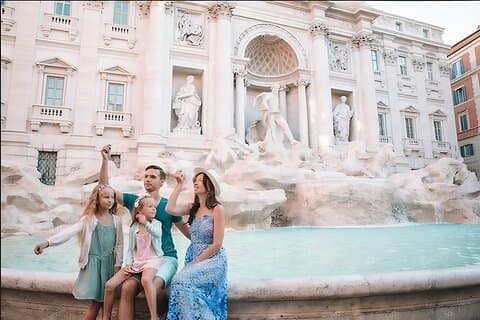 Tour privado de los iconos del Vaticano y Roma - almuerzo y coches de lujo!