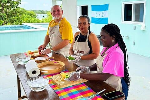 Roatan madlavningskursus og kulturel oplevelse