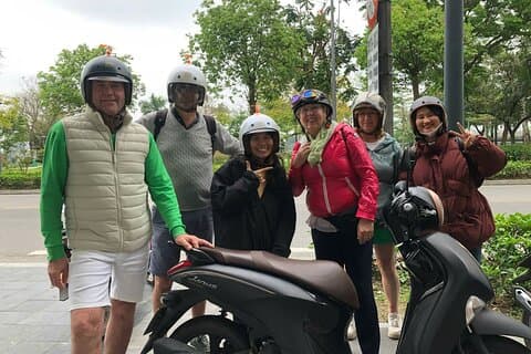 Autentico Hue Tour in moto della gente del posto