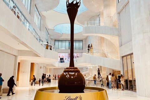 Lindt Home of Chocolate Museumチケット、ピックアップ&ドロップオフ