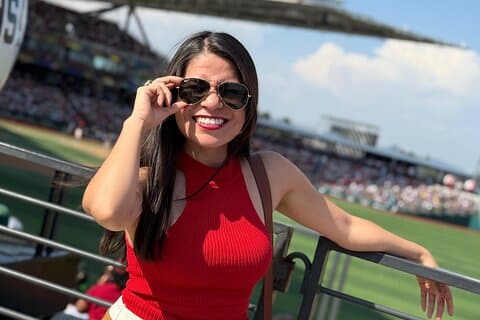 Baseballkampdagsopplevelse i Mexico by