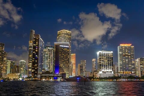 Miami: Adults Only Party Cruise with Two Drinks Included