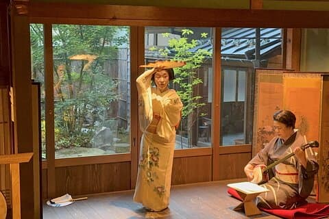 Kanazawa Visita guiada privada de 6 horas e apresentação de geisha: jantar
