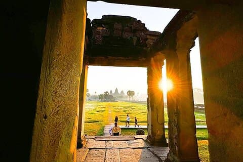Angkor Wat Sunrise Tour mit Frühstück