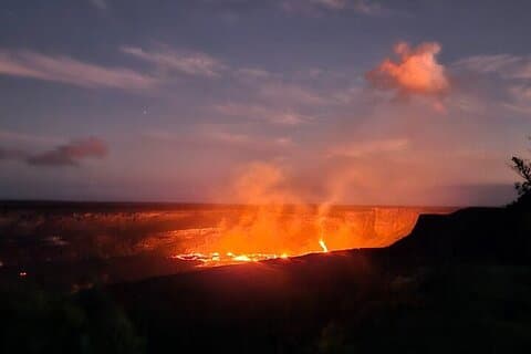 Private Hawaii Volcanoes National Park Minivan Tour