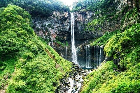 2-Day Nikko Private Tour from Tokyo: Luxury Van (Customizable)