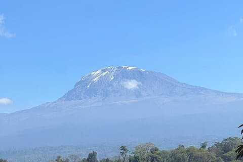 6 Días de Kilimanjaro a través de la Ruta Escénica Machame