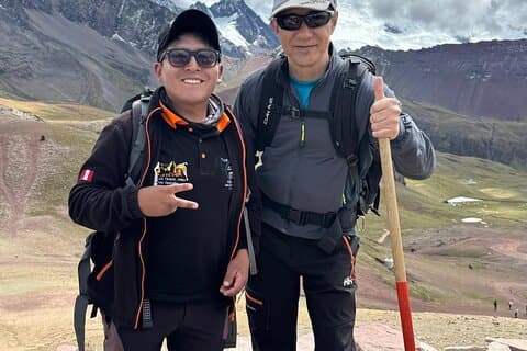 Excursion Rainbow Mountain Palcoyo with meals from Cusco