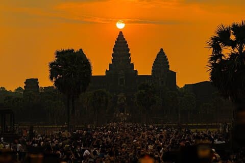 Tour per piccoli gruppi di Siem Reap Sunrise di Angkor Wat - Pick-up / drop off gratuito per l'hotel