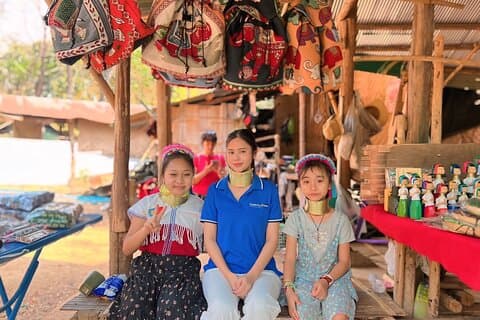 Ting å gjøre i nærheten av Long Neck Village, Silver Temple & Chiang Mai