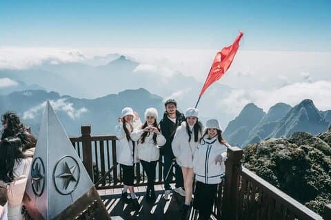 2 Days Fansipan Cable Car And Cat Cat Village With Hotel