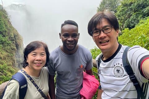 Visita guiada a pie a Victoria Falls con un experto local