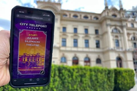 Krakow Old Town & Kazimierz Self-Guided Exploration Game