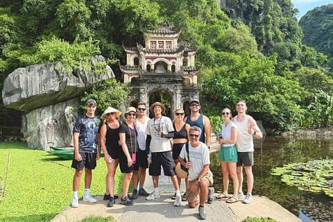 Ninh Binh : Tour Deluxe a Bich Dong, Grotte di Mua, Hoa Lu, Trang An