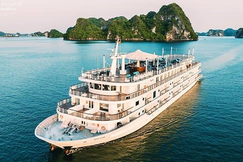 Ambassador 2D1N lyxkryssning Halong Bay & Lan Ha Bay från Hanoi