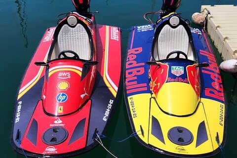 Kos deg om bord i Formel 1-bilene