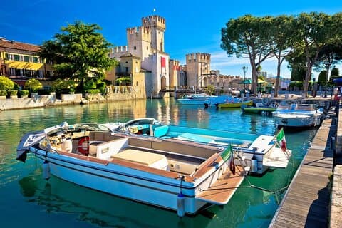 Da Milano Verona Sirmione Lago di Garda Crociera in barca privata