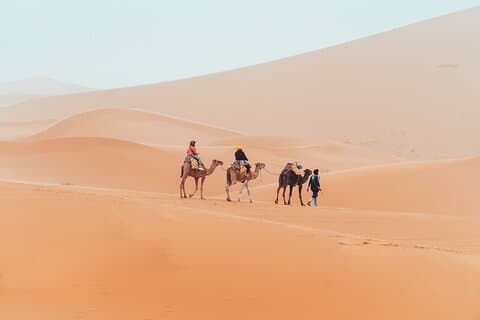 4 dagars ökentur från fes till Marrakech [ 2nätter i öknen ]