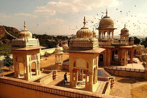 Excursión a Rajasthan Magnificent Fort, Palacios y pueblo desde Jaipur