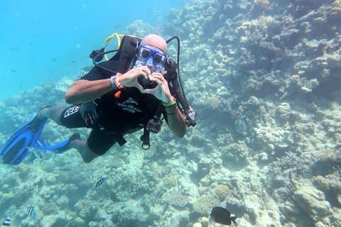 Rode Zee Duikavontuur vanuit Hurghada met Lunch & Transfer