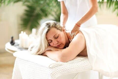 60-Minutes Full Massage & Spa (Sauna, Steam, Jacuzzi) / Hurghada