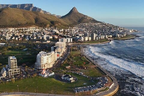Cidade do Cabo, os três pontos do oceano e as regiões da terra do vinho