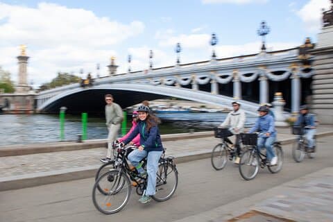 Tour privato in bicicletta di Parigi - Luoghi iconici intorno alla Senna