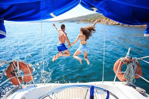 JOUR DE NAVIGATION 4.5h - 5h ou COUCHER DE SOLEIL 3h - 4.5h de Hersonissos CRETE