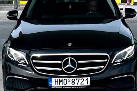 Santorini Private Luxury Transfer – Airport, Port & Hotel Service