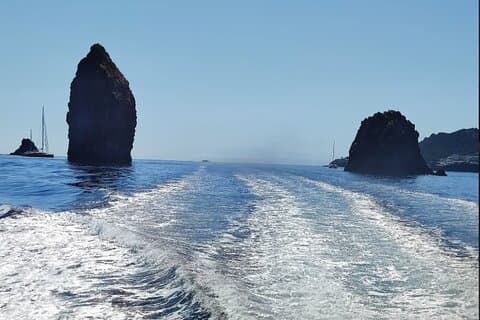 Boat trips Lipari - Salina