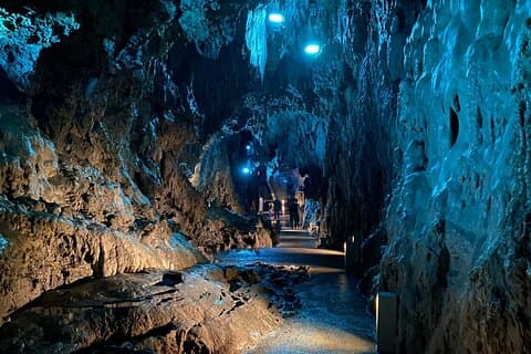 Ryusendo Cave and Kitayamazaki Cliffs Day Tour from Miyako Port
