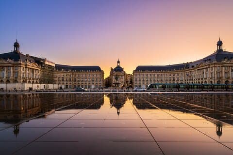 Tour Noturno de Bordeaux: Experiência de destaques da noite privada